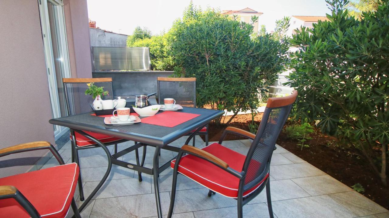 רוביני Guesthouse Esma מראה חיצוני תמונה