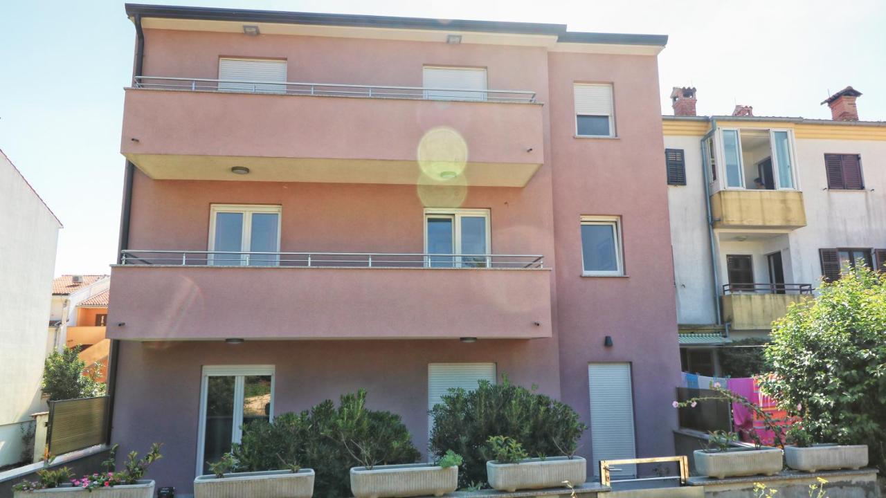 רוביני Guesthouse Esma מראה חיצוני תמונה