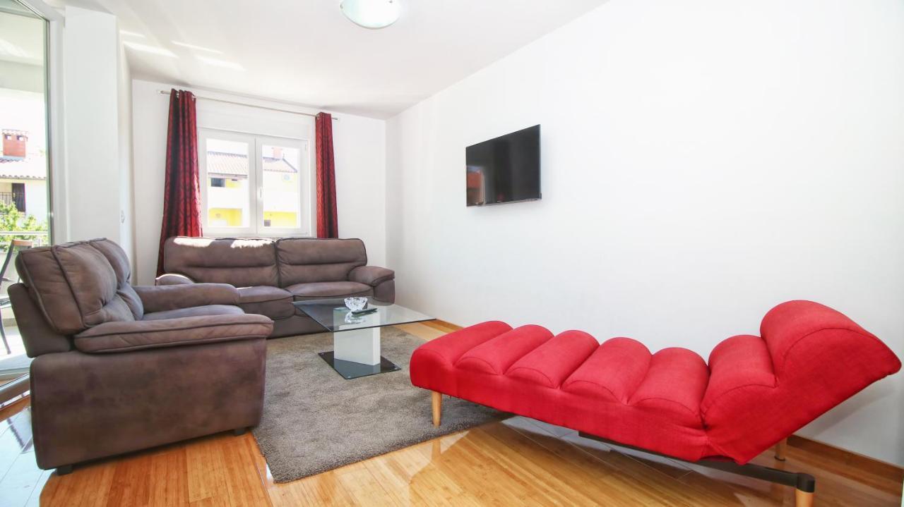 רוביני Guesthouse Esma מראה חיצוני תמונה