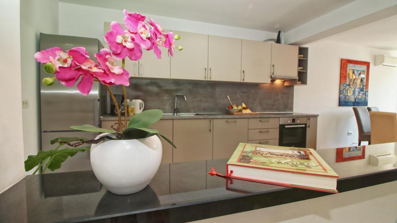 רוביני Guesthouse Esma מראה חיצוני תמונה