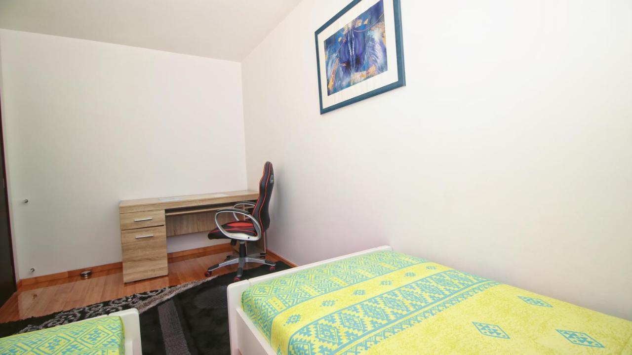 רוביני Guesthouse Esma מראה חיצוני תמונה