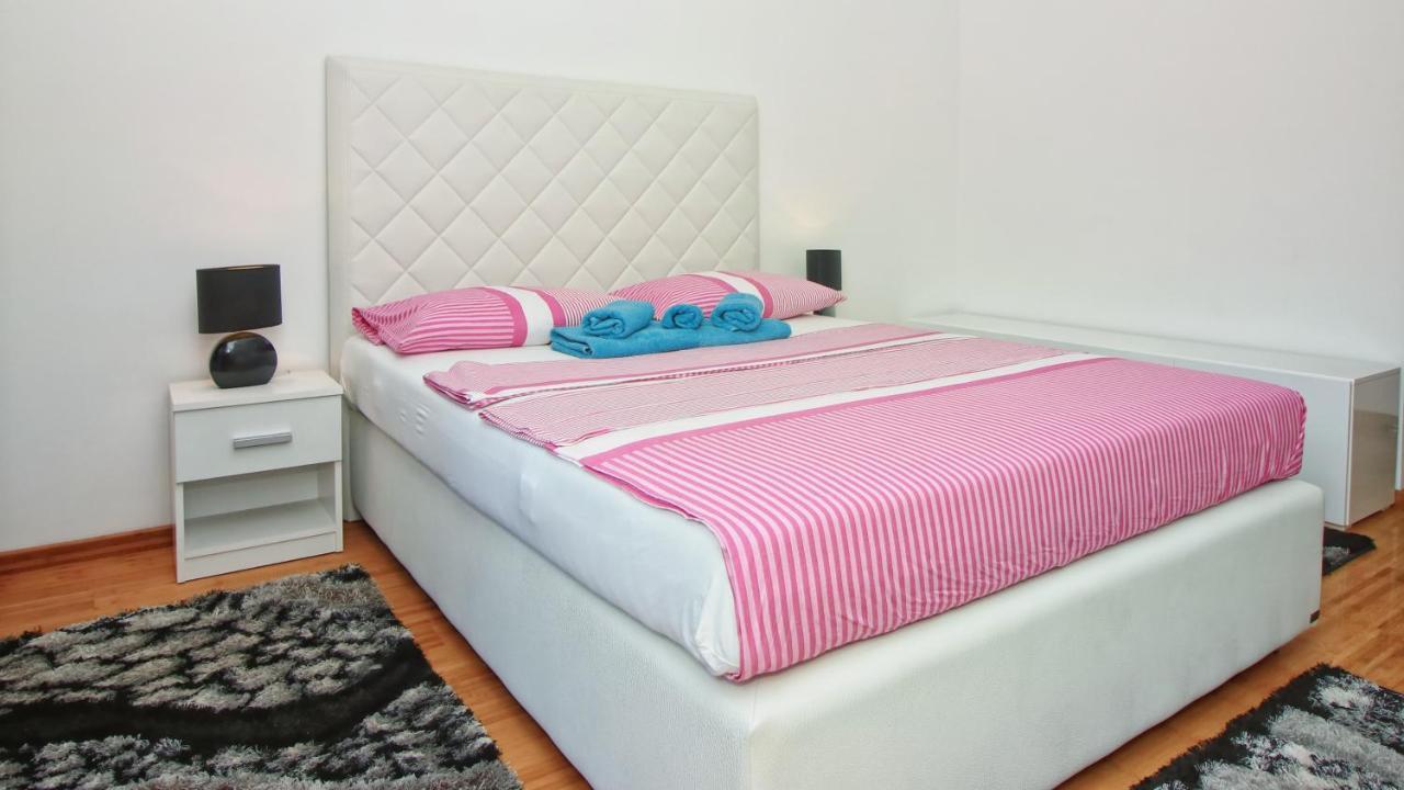 רוביני Guesthouse Esma מראה חיצוני תמונה