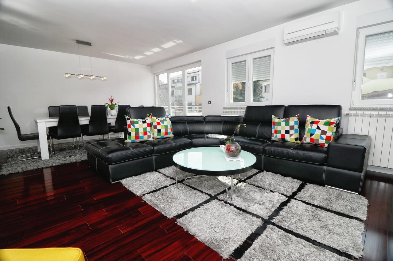 רוביני Guesthouse Esma מראה חיצוני תמונה